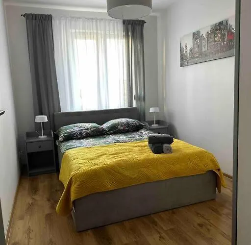 Apartbroniewskiego